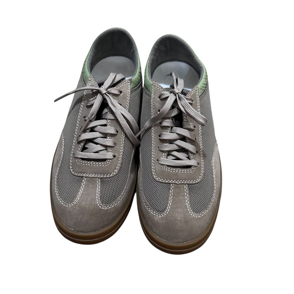 NWOB OLUKAI Punini Court Shoes Men’s 8 Suede Taupe Sage Leather Mesh Gum Sole